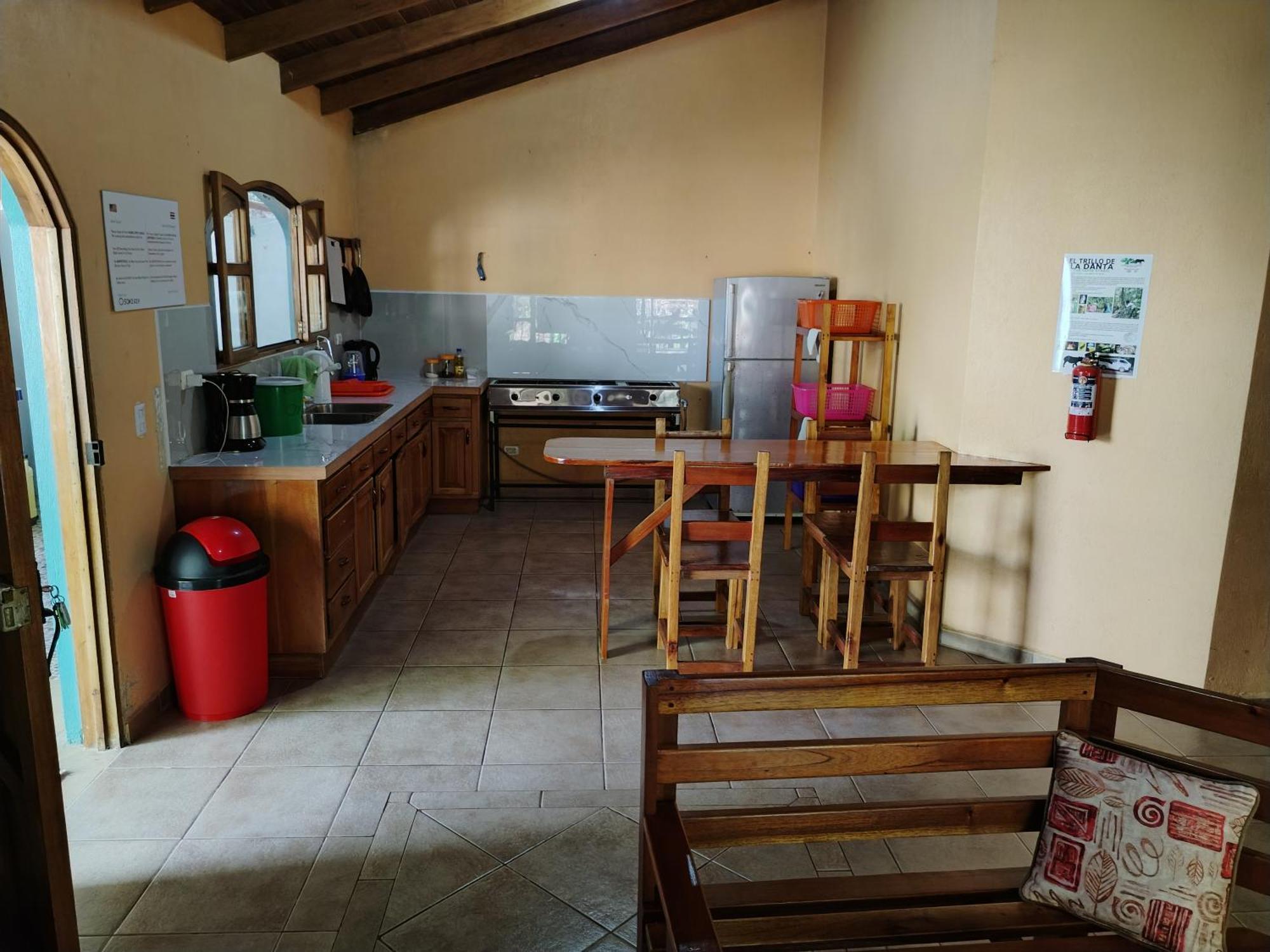 Osa House - Drake Corcovado Tours Bed & Breakfast Drake Bay Ngoại thất bức ảnh