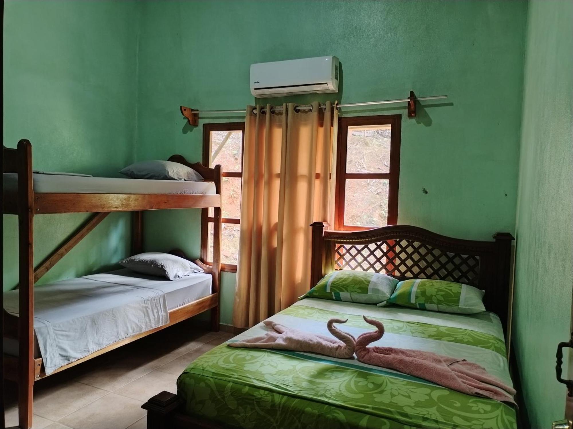 Osa House - Drake Corcovado Tours Bed & Breakfast Drake Bay Ngoại thất bức ảnh
